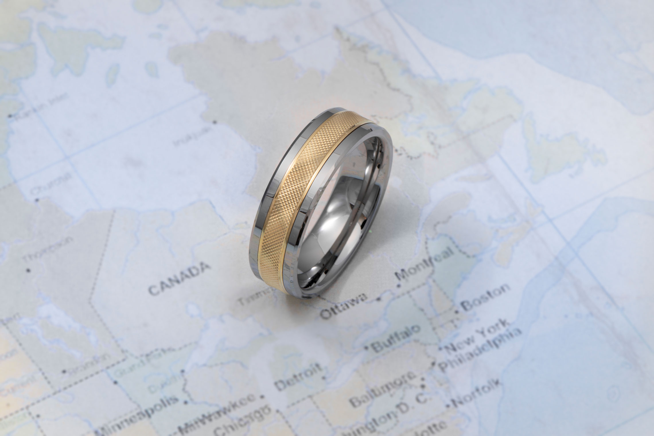 billedtekst Planlagt repulsion Engraving Ideas for Your Wedding Band or Engagement Ring | MADANI Rings